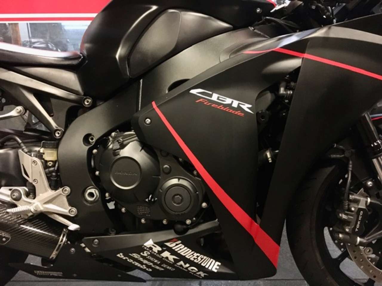 おすすめネット Sc59逆輸入車 フルカウル備品一式 11年式 ホンダ Cbr1000rr カウル フェンダー 外装 Millingtonbaptist Org