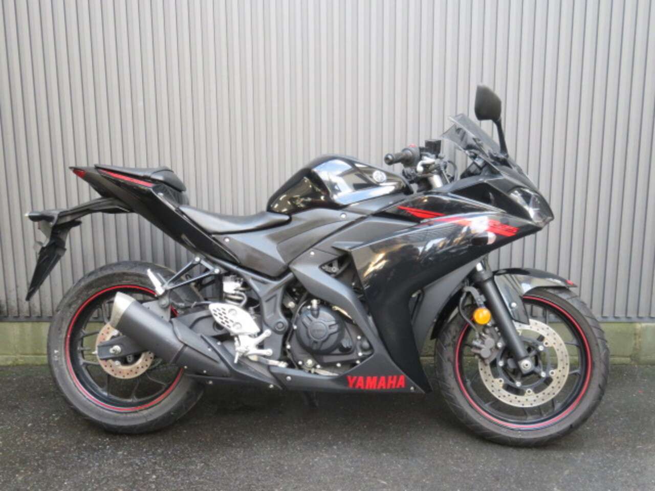 Yzf R25 Ysp優良中古車 ワンオーナー車両 ヤマハ B 中古バイク情報はbbb