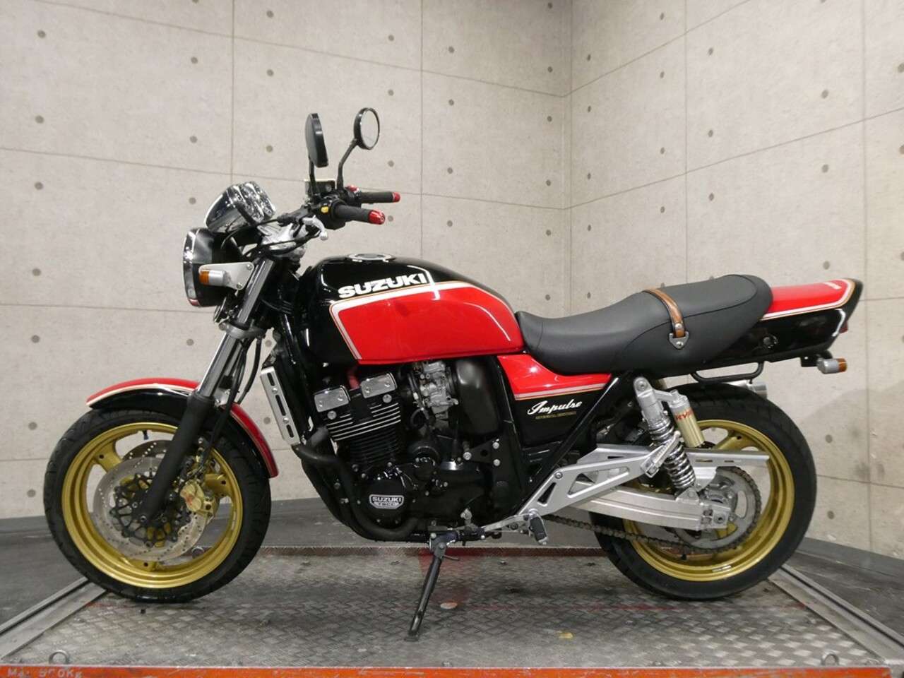 スズキGSX400インパルス インパルス 400 GK7CAスペシャル