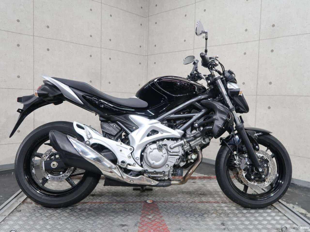 ４００ｘ ａｂｓ ３点パニア付 ２１６４５ ホンダ B 中古バイク情報はbbb