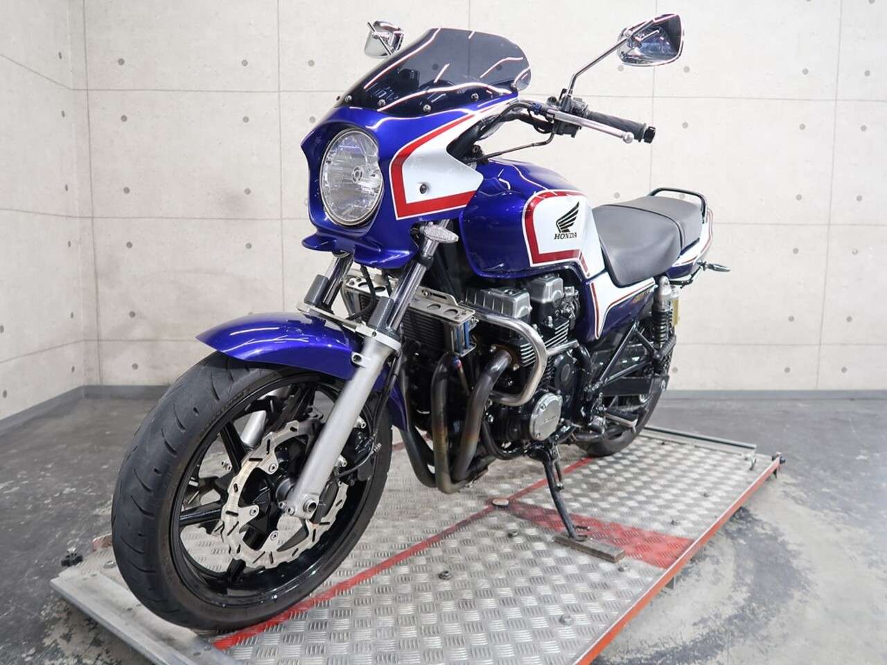 シルバーウイングｇｔ６００ ａｂｓ ２１１８８ ホンダ B 中古バイク情報はbbb