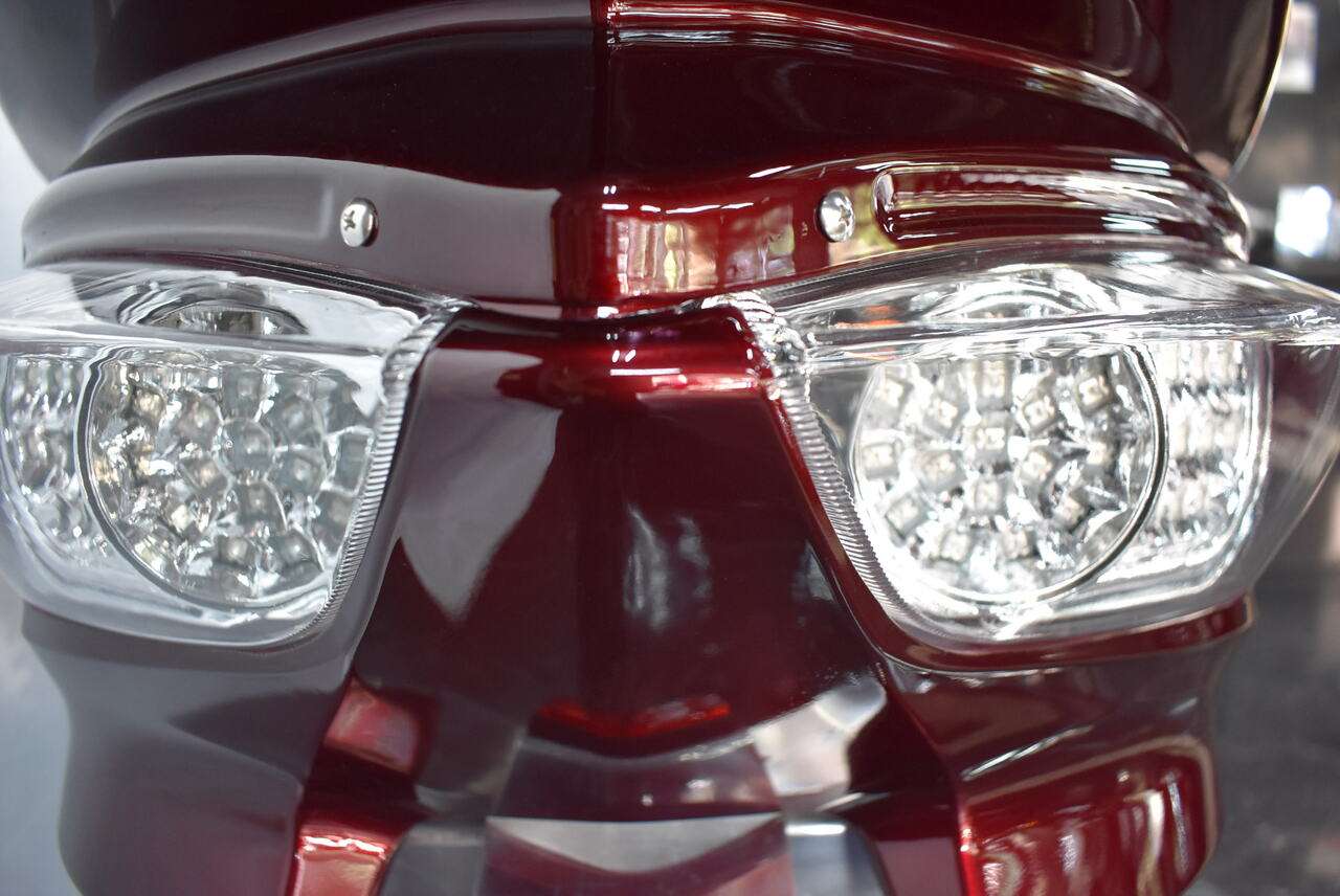 フォルツァmf10 ワインレッドカスタム 2ledスピーカー改マフラー ホンダ B 中古バイク情報はbbb