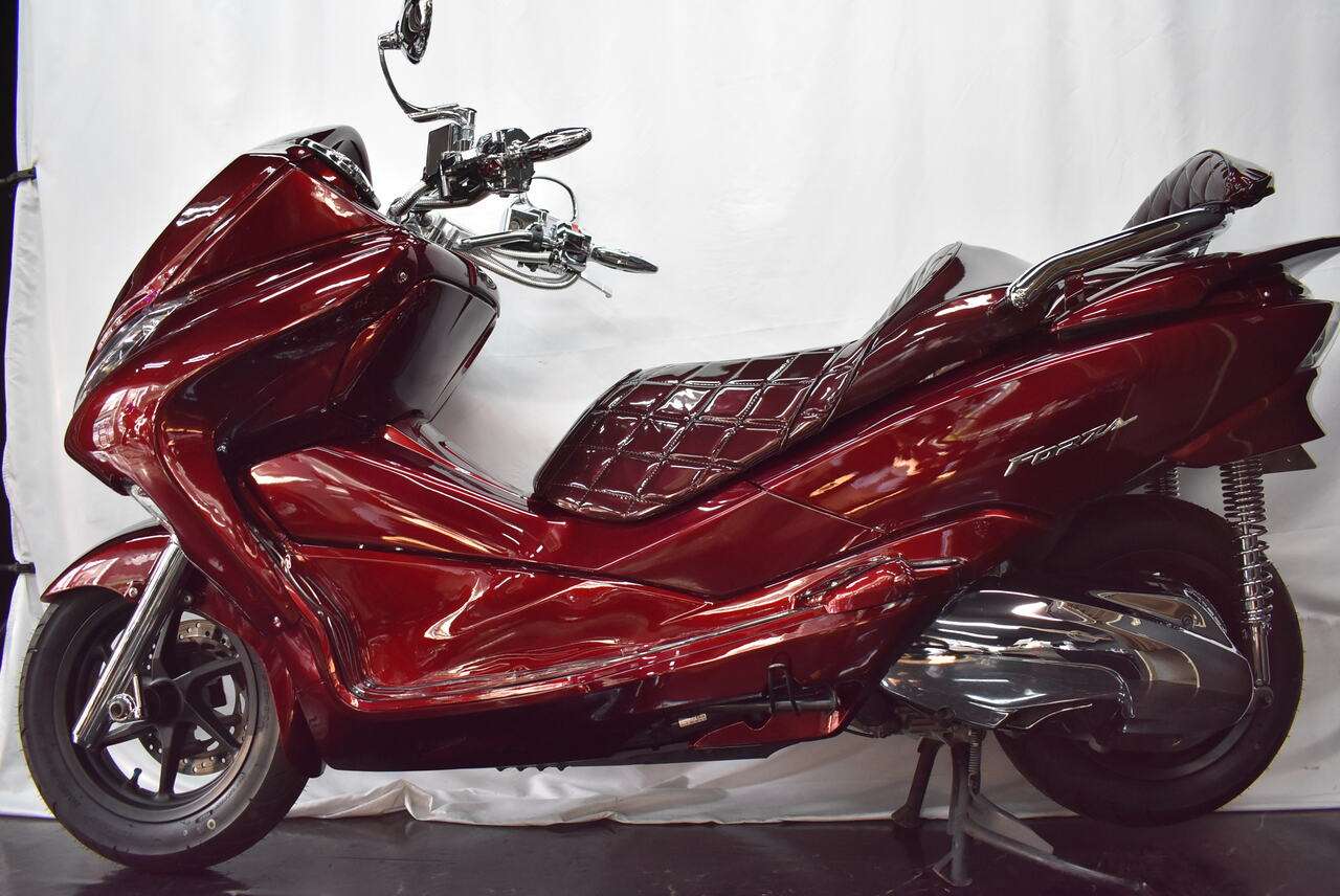 フォルツァmf10 ワインレッドカスタム 2ledスピーカー改マフラー ホンダ B 中古バイク情報はbbb