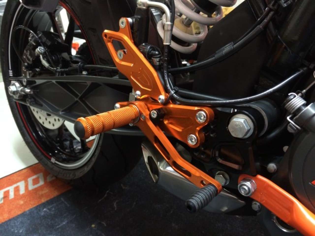 Ktm川崎中央original Special Step Kit 125 200 390 Duke 専用