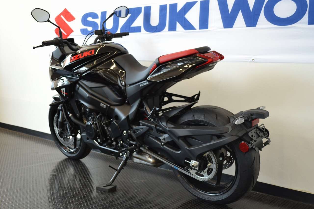 Katana スズキワールド認定中古車 カラードシート仕様 スズキ B 中古バイク情報はbbb