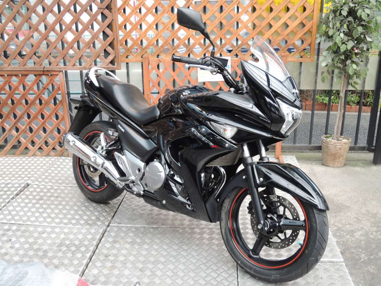 ｇｓｒ250ｆ スズキ B0617 中古バイク情報はbbb