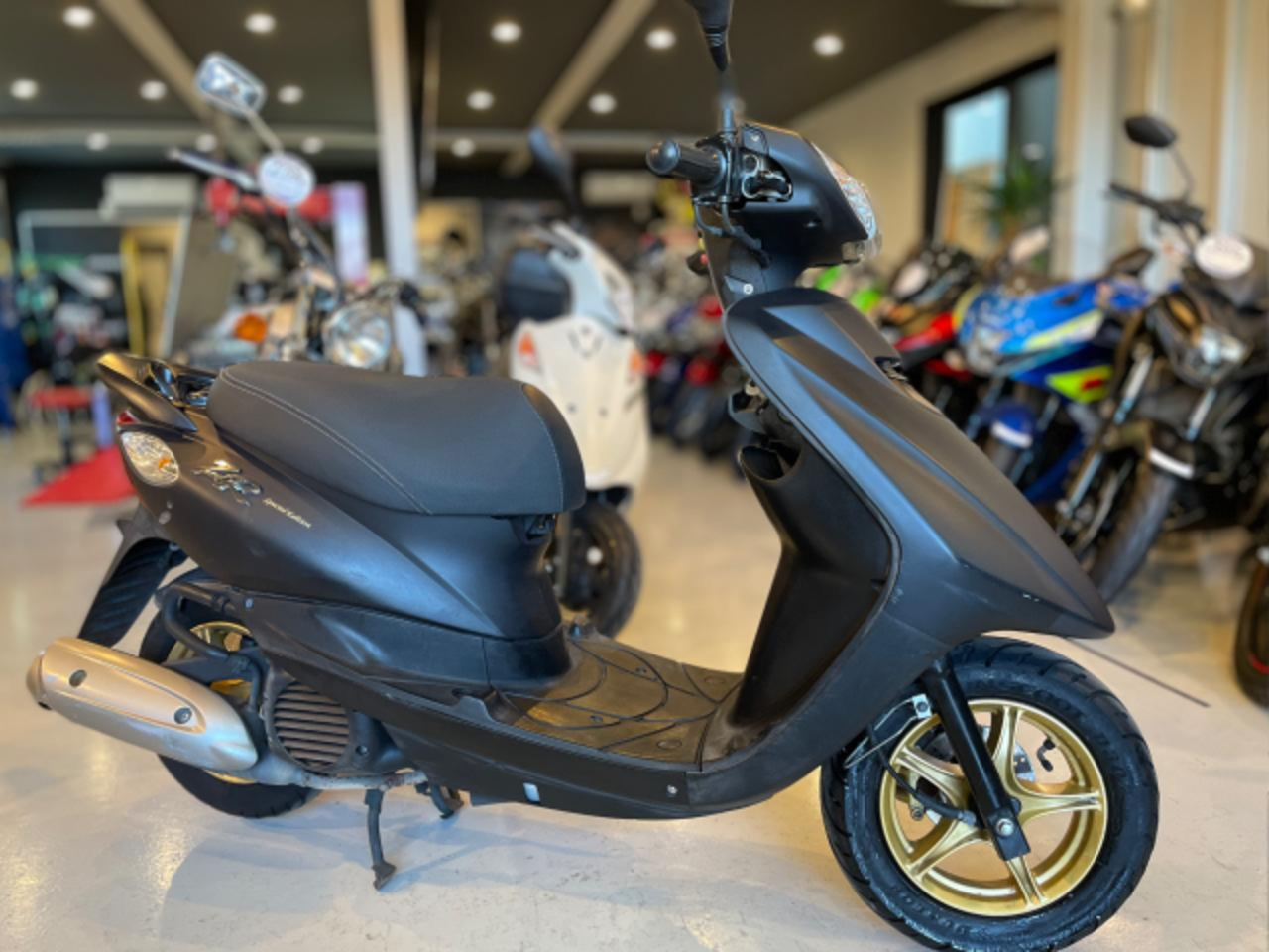 ｊｏｇ ｚｒ 人気のマッドブラック ヤマハ B 中古バイク情報はbbb