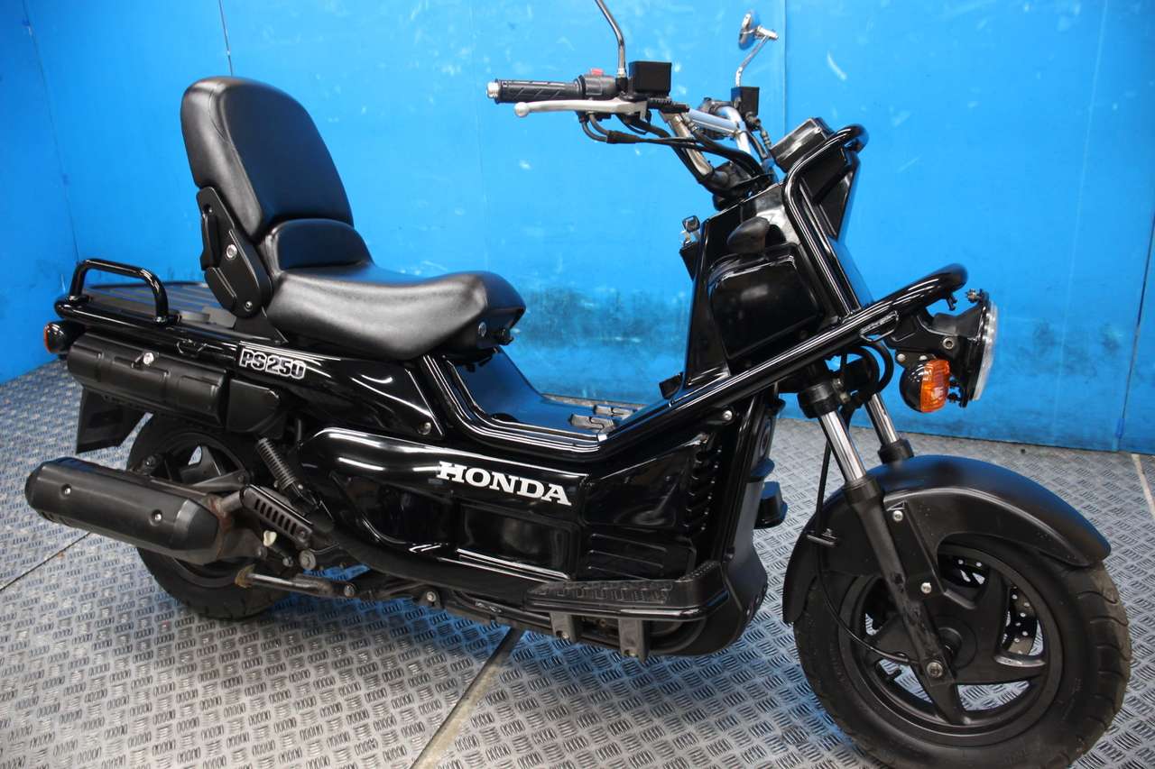 ｐｓ２５０ ノーマル ｍｆ０９後期モデル ホンダ B0715 中古バイク情報はbbb