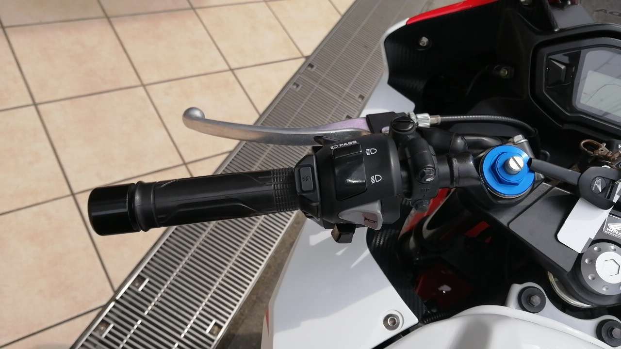 cbr400r abs ホンダ B 中古バイク情報はbbb cbr400r abs ホンダ B 中古バイク情報はbbb