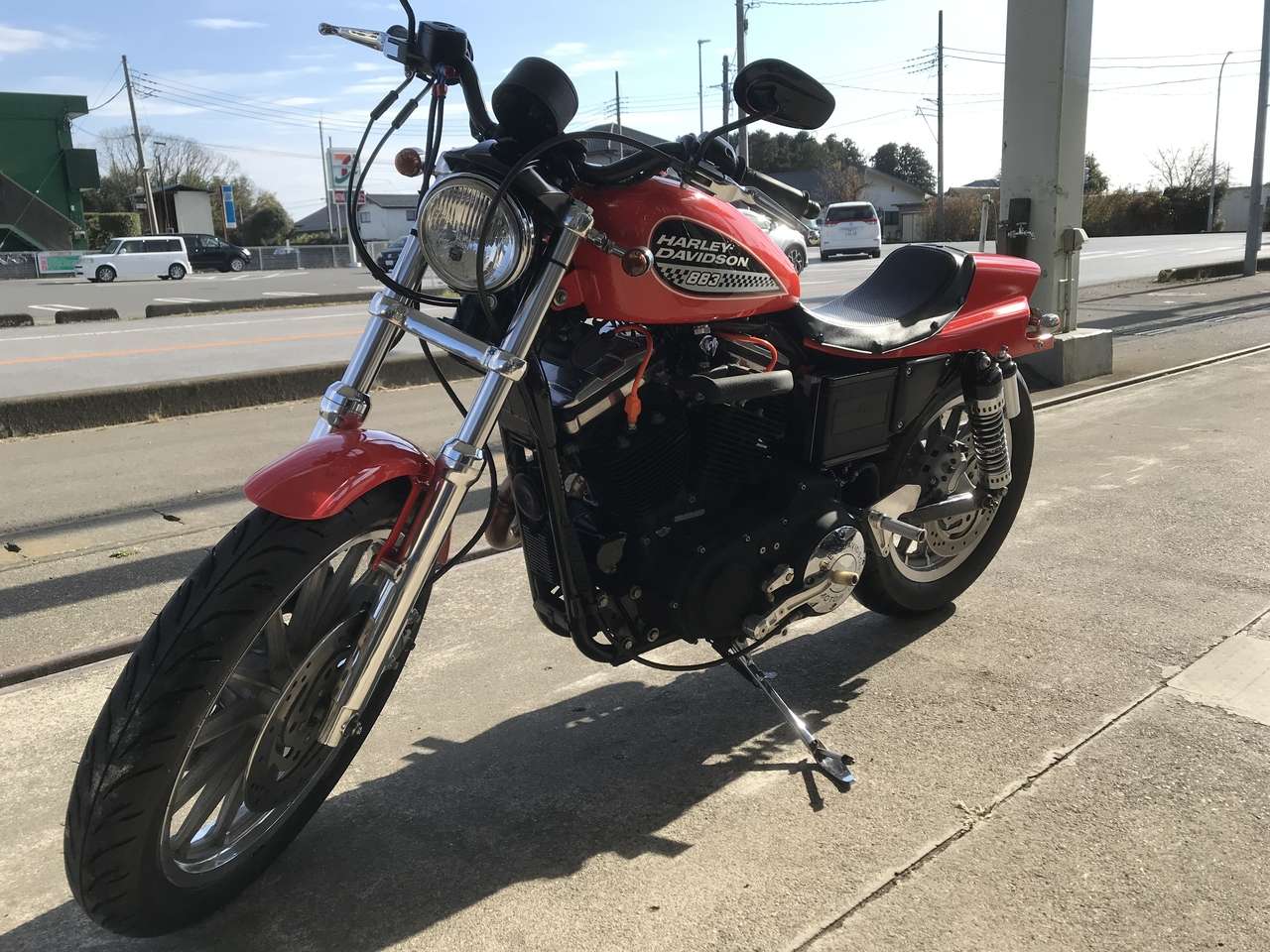 Xl8r ダートトラック仕様カスタム キャブモデル 100周年記念車 ハーレーダビッドソン B0667 中古バイク情報はbbb