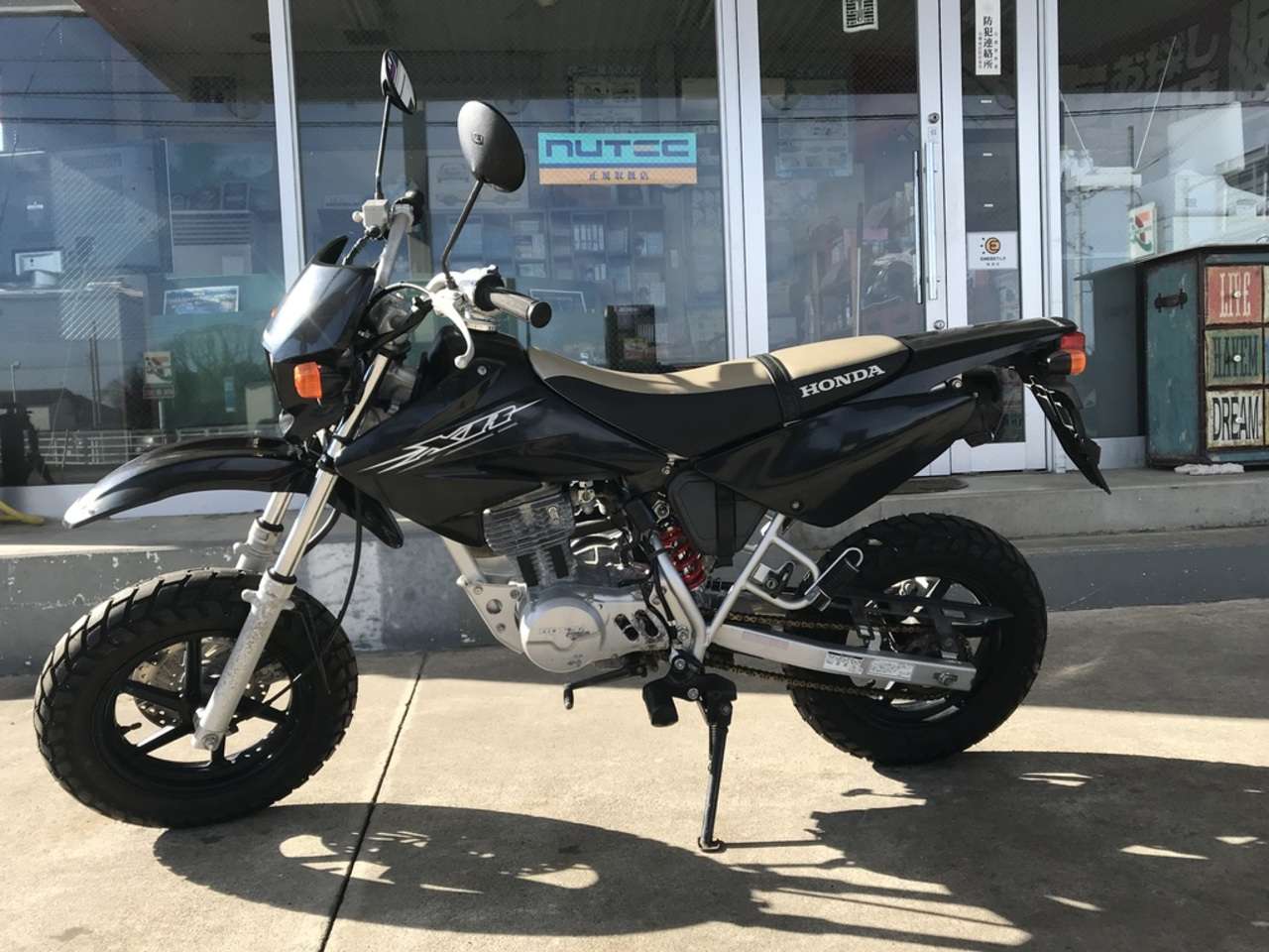 Xr１００ モタード ホンダ ホンダ B 中古バイク情報はbbb