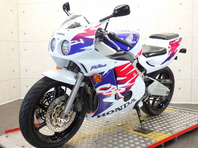 CBR250RR MC22  19575  B041919 BBB