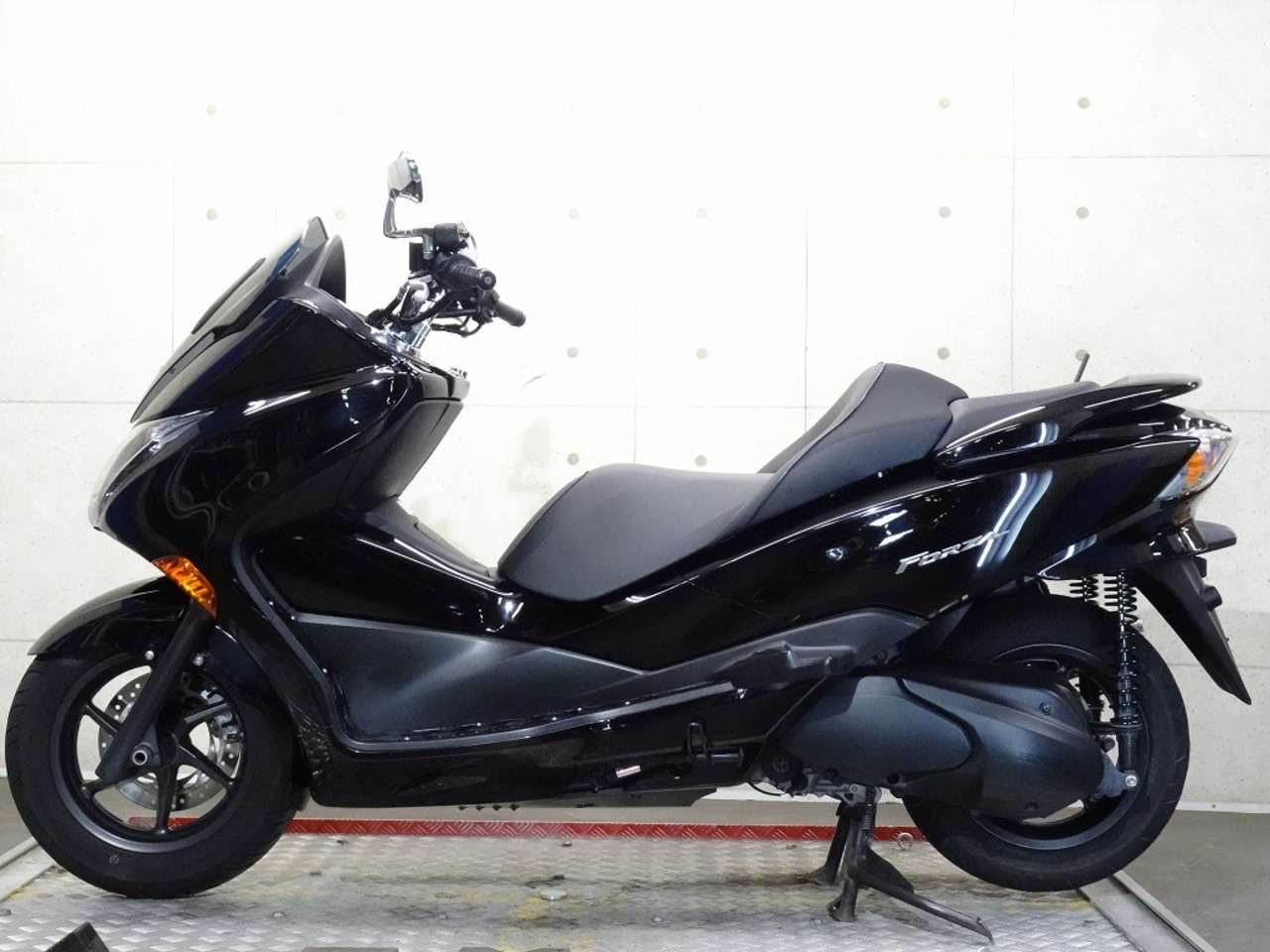 フォルツァ z mf10 オーディオパッケージ 31142 ホンダ B 中古バイク情報はbbb フォルツァ z mf10 オーディオパッケージ 31142 ホンダ B 中古バイク情報はbbb