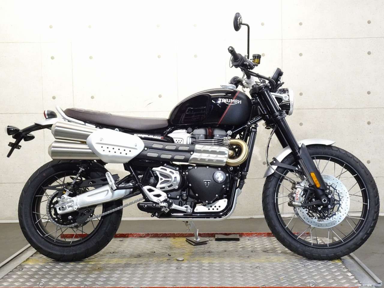 スクランブラー1200xc 未使用車 28046 トライアンフ B 中古バイク情報はbbb スクランブラー1200xc 未使用車 28046 トライアンフ B 中古バイク情報はbbb