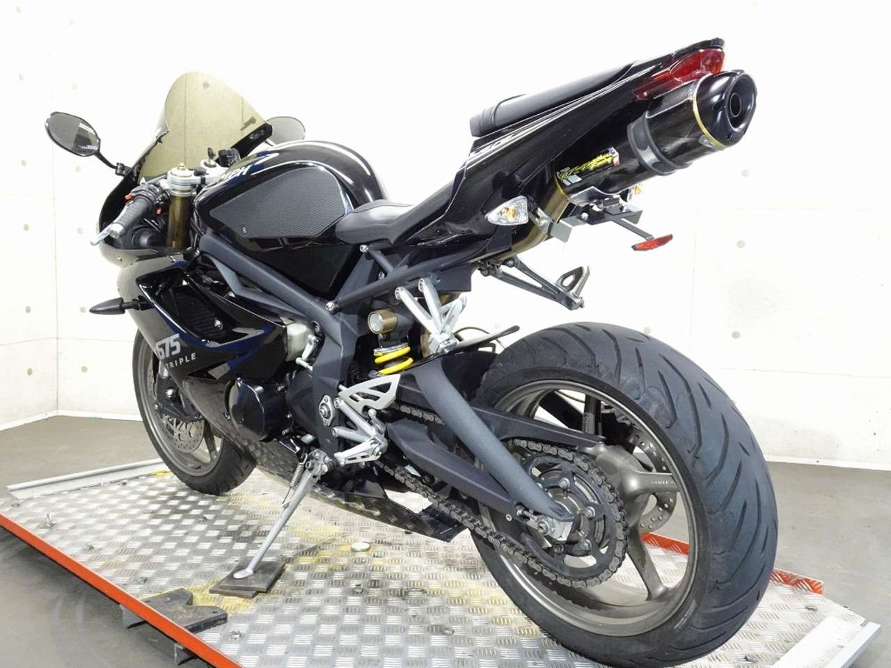 デイトナ６７５ 後期型 ２８５６０ トライアンフ B0650 中古バイク情報はbbb