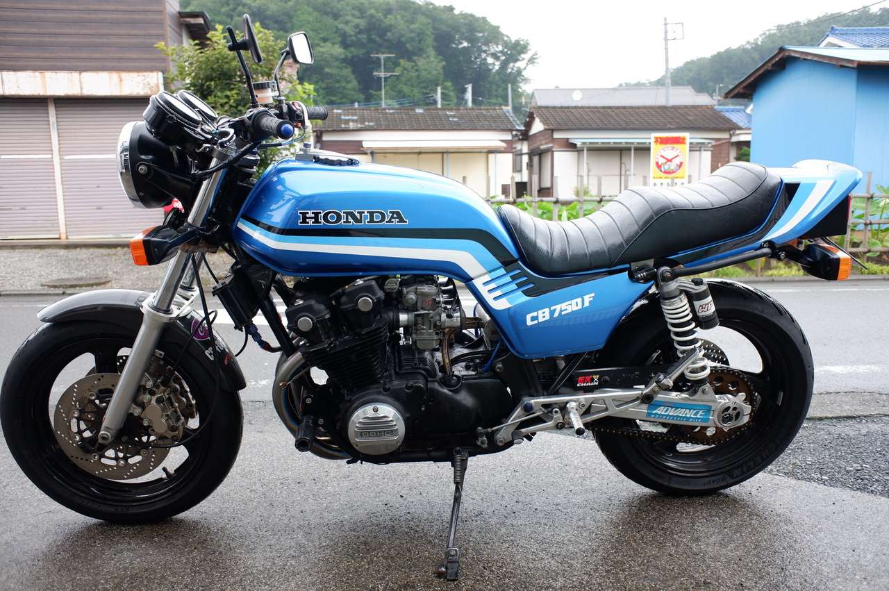 Cb750f 17インチカスタム ホンダ B0699 中古バイク情報はbbb