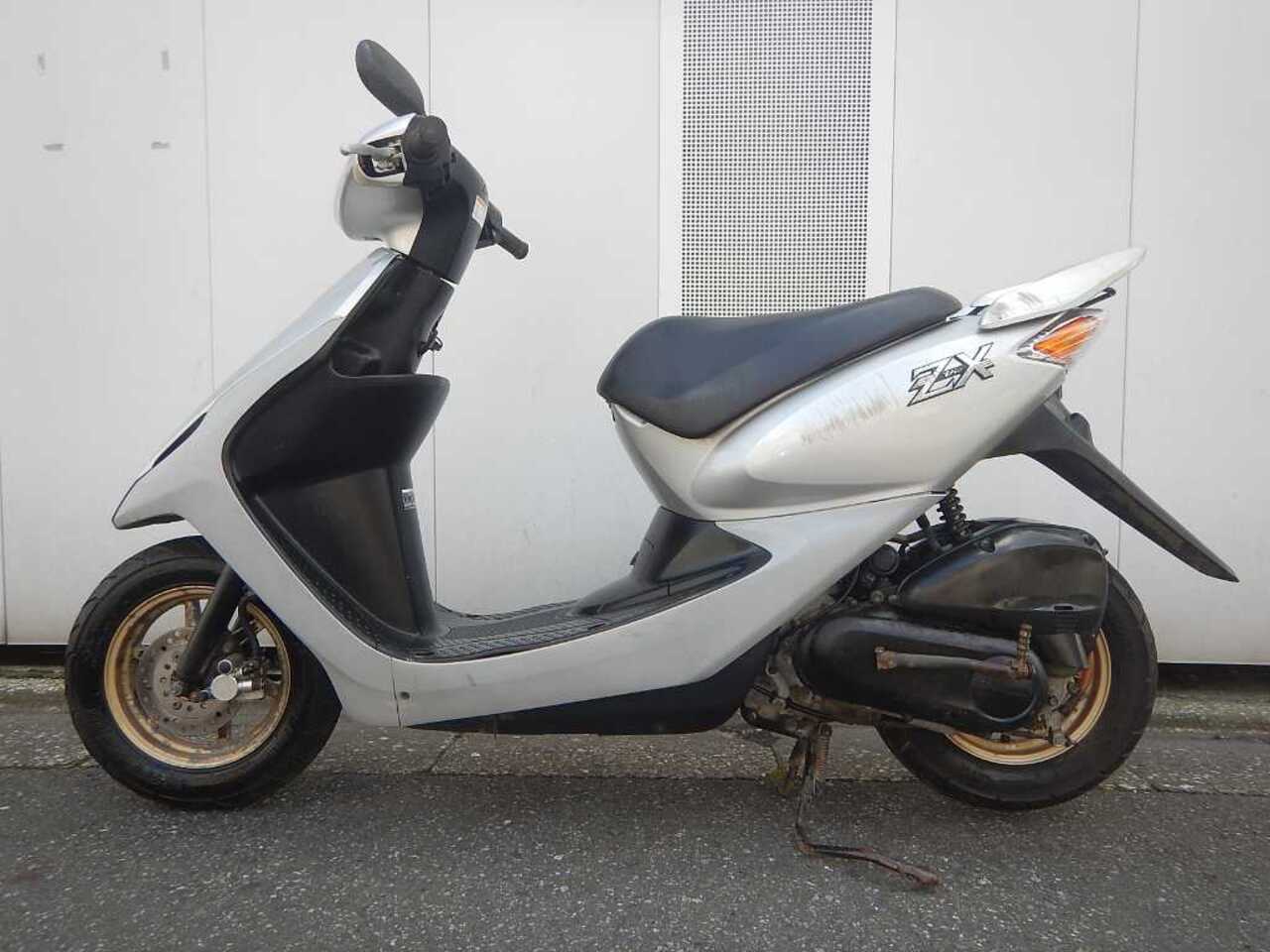 スマートディオz4 Dio 消費税 諸経費 込みの価格です ナンバー付ければ乗れます ホンダ B 中古バイク情報はbbb