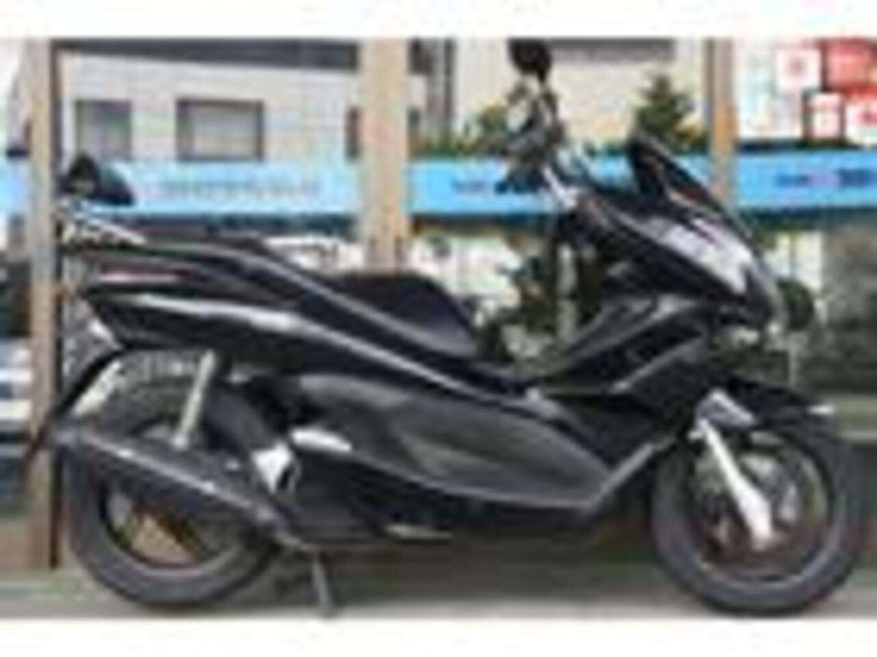 ランキングや新製品 マフラーカスタム バックレスト付き Pcx125 Honda 国内自動車本体 Bindascollection Com