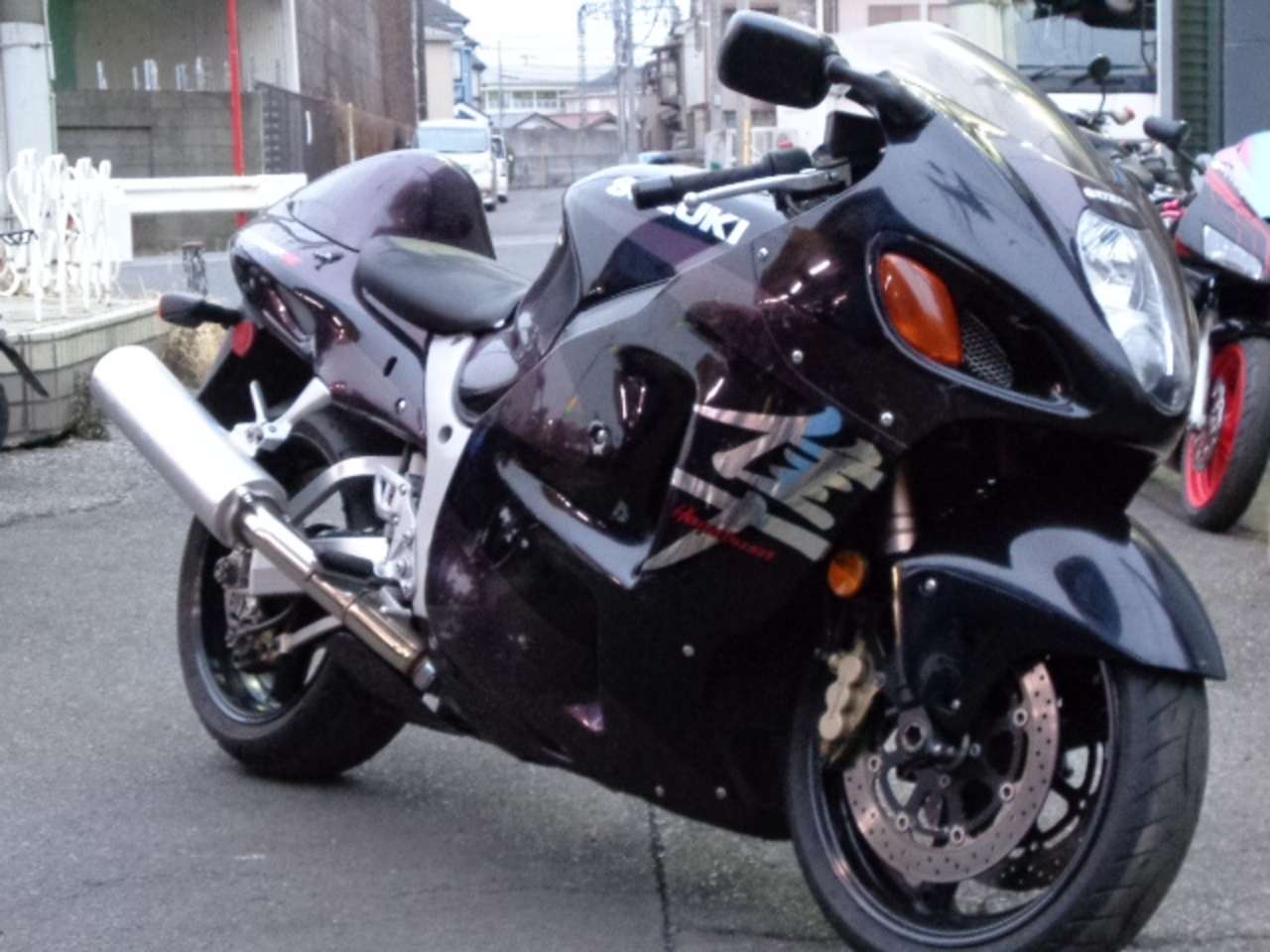 Gsx1300r隼 スズキ B 中古バイク情報はbbb
