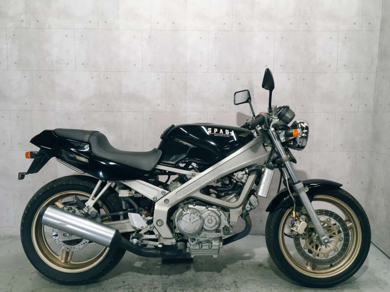 Vt250スパーダ ホンダ B 中古バイク情報はbbb Vt250スパーダ ホンダ B 中古バイク情報はbbb