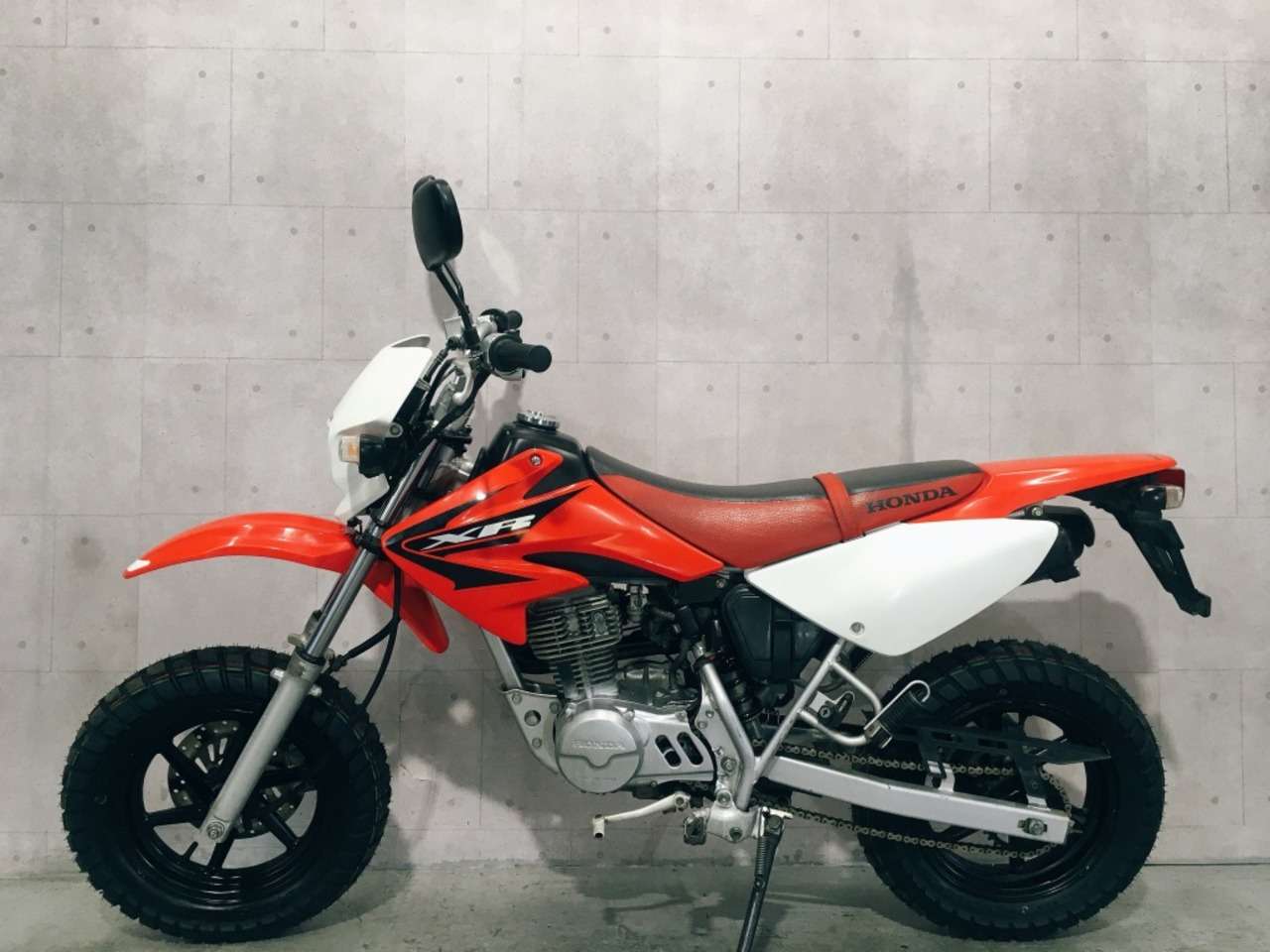 Xr100モタード ホンダ B 中古バイク情報はbbb Xr100モタード ホンダ B 中古バイク情報はbbb