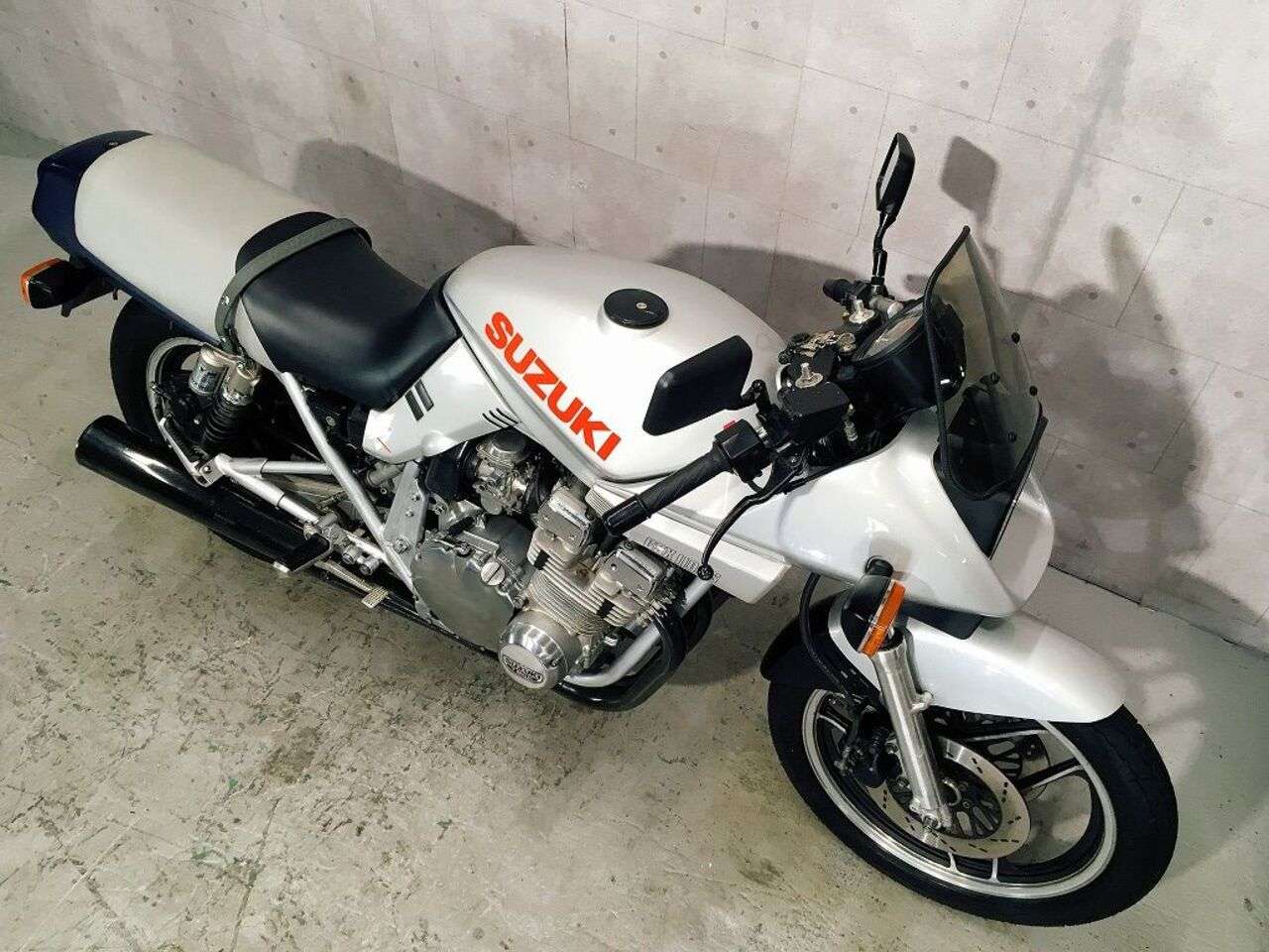 GSX1100Sカタナ スズキ (B088869)|中古バイク情報はBBB GSX1100Sカタナ スズキ (B088869)|中古バイク情報はBBB