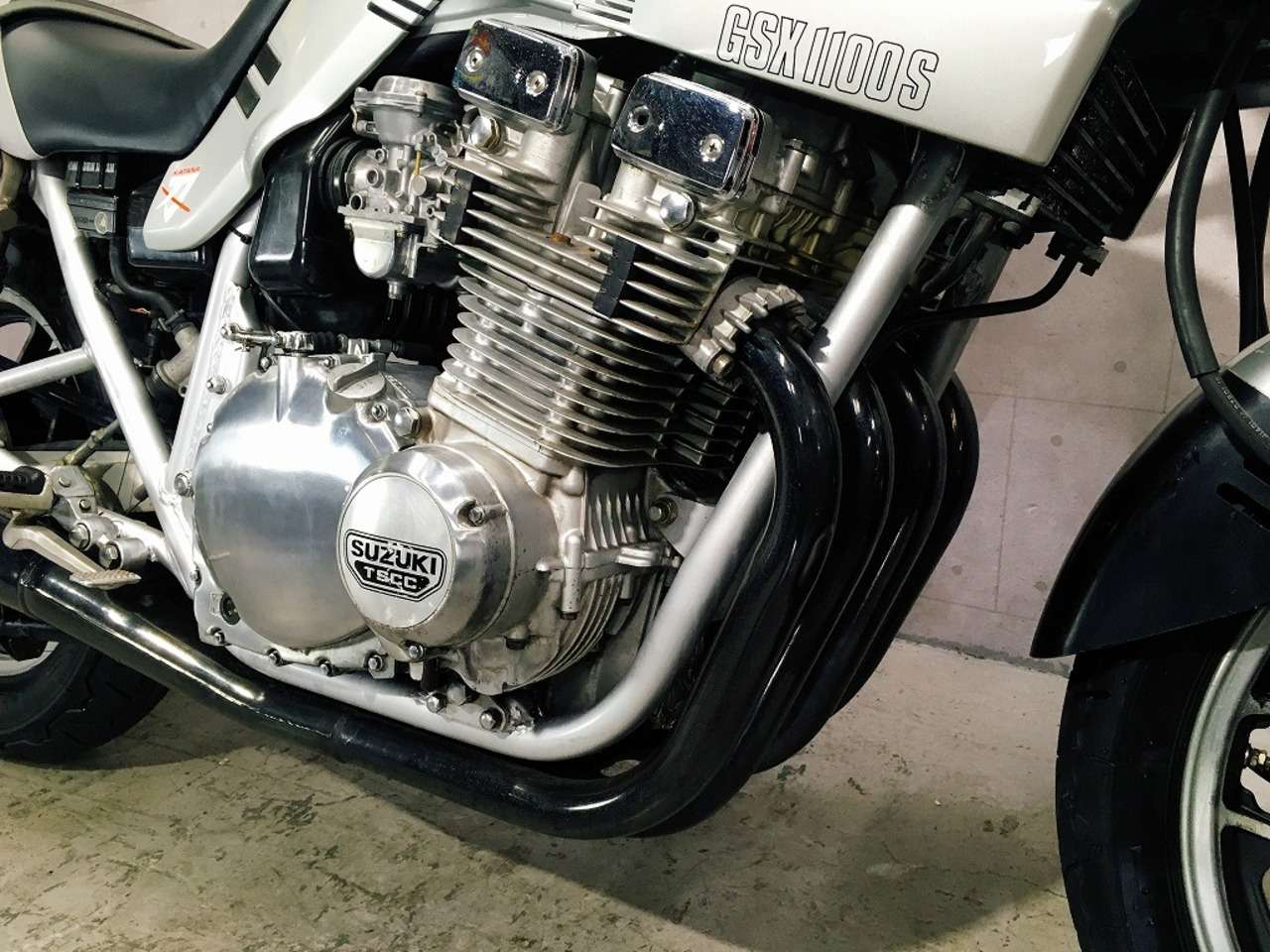 GSX1100Sカタナ スズキ (B088869)|中古バイク情報はBBB GSX1100Sカタナ スズキ (B088869)|中古バイク情報はBBB