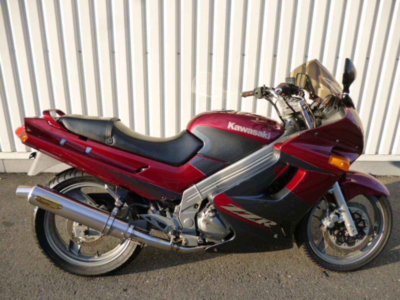 Zzr250カスタム カワサキ B 中古バイク情報はbbb