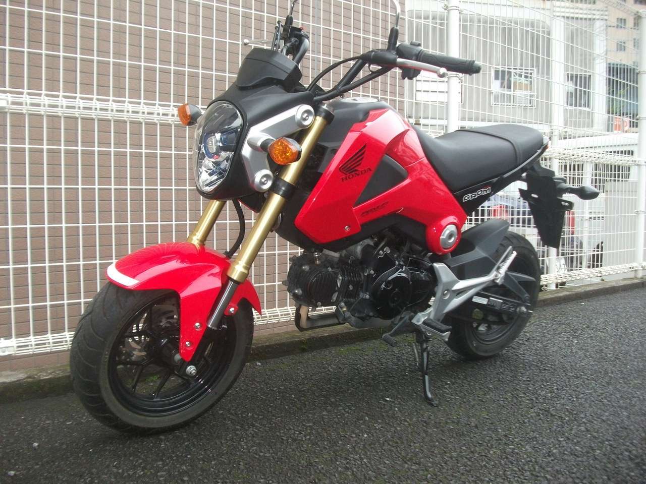 Grom グロム １２５ｃｃ らくらく返済５ ９ ローンお取り扱い中 ホンダ B 中古バイク情報はbbb