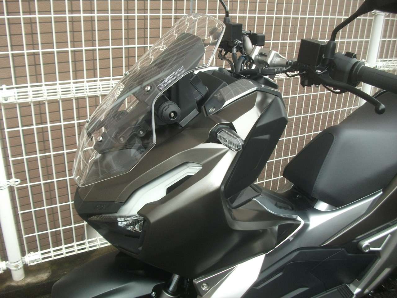 ADV150 2 9 5 9 B078536 BBB