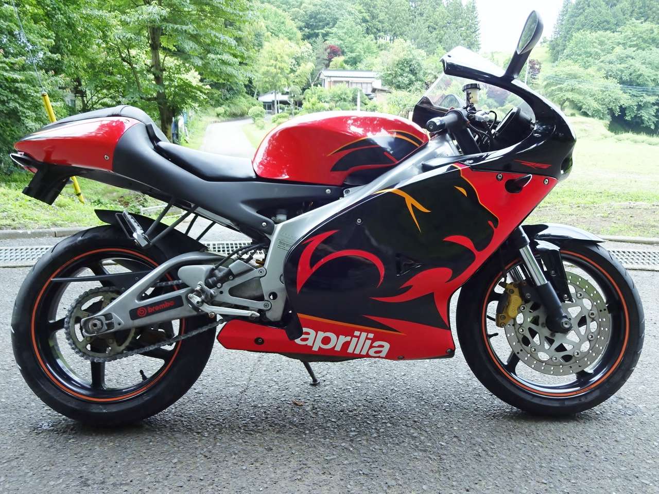 Rs125 ２スト１２５ｃｃ最速クラスの１台 アプリリア B 中古バイク情報はbbb