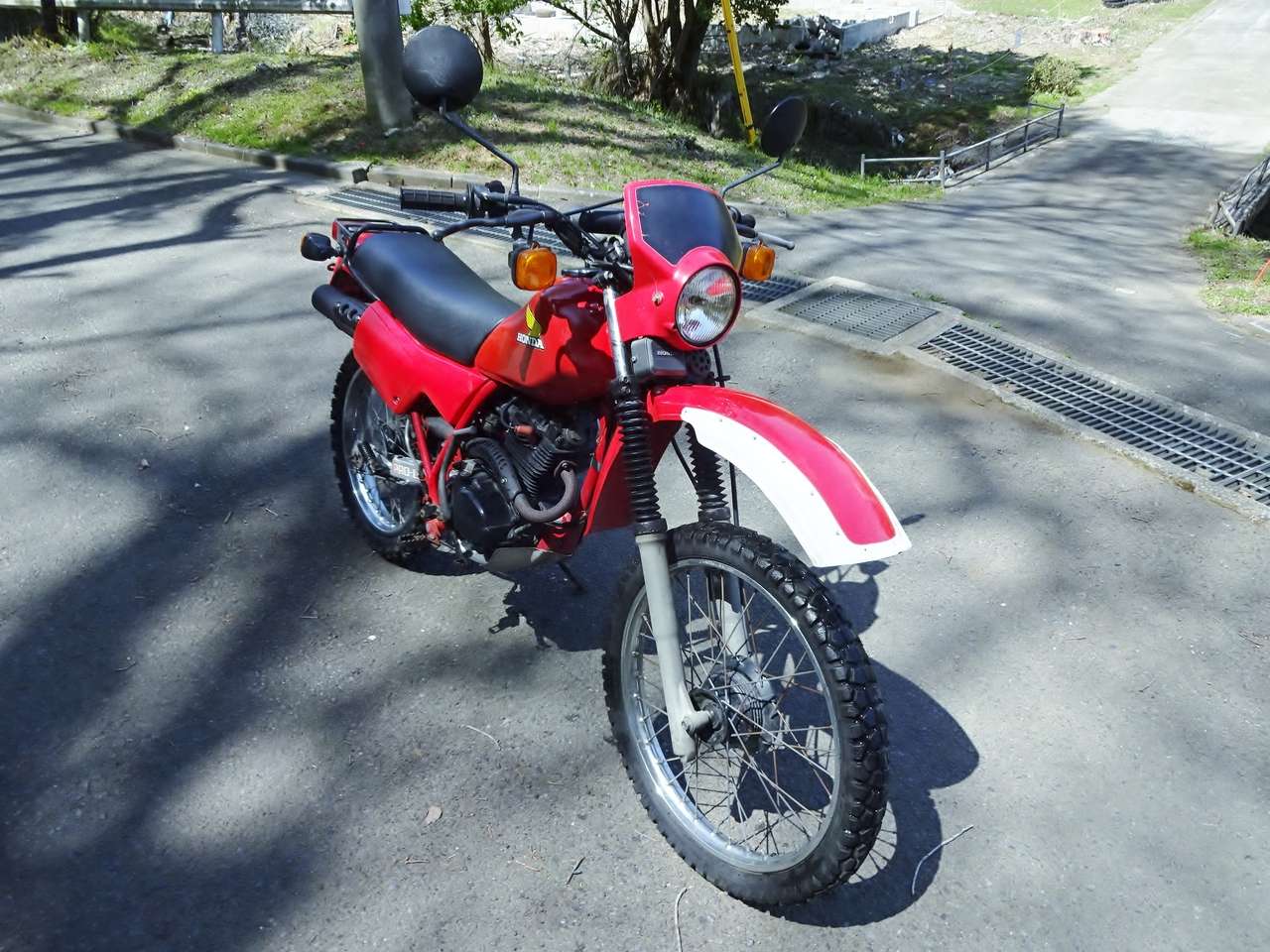 ｘｌ１２５ｒ ４スト１２５ｃｃ最強クラス１２馬力 脅威の低燃費６０ｋｍ ｌ 全体的にキレイな良質車 ホンダ B 中古バイク情報はbbb