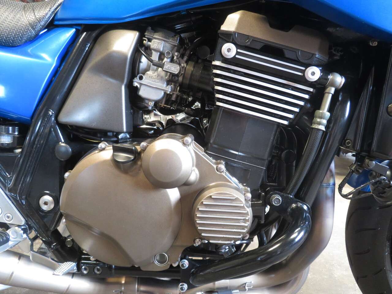 Vtr1000f カスタム ゲイルスピード アルミホイール オーリンズ リアサス カーボンサイレンサー カーボンフェンダー Etc付 Sc36 シルバー ホンダ B 中古バイク情報はbbb