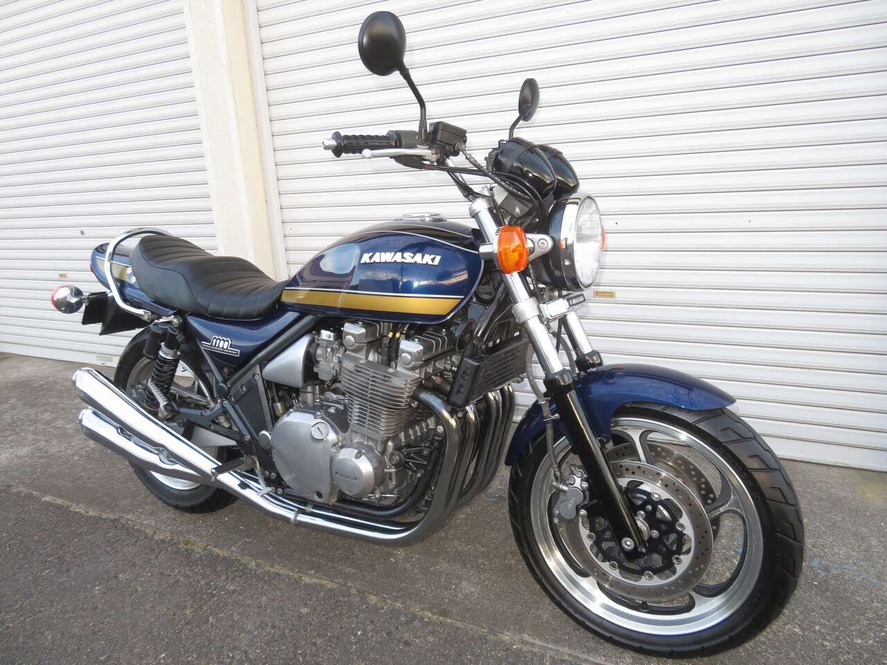 ゼファー1100 1999年 4本出しマフラー タイガーカラー カスタム カワサキ B 中古バイク情報はbbb