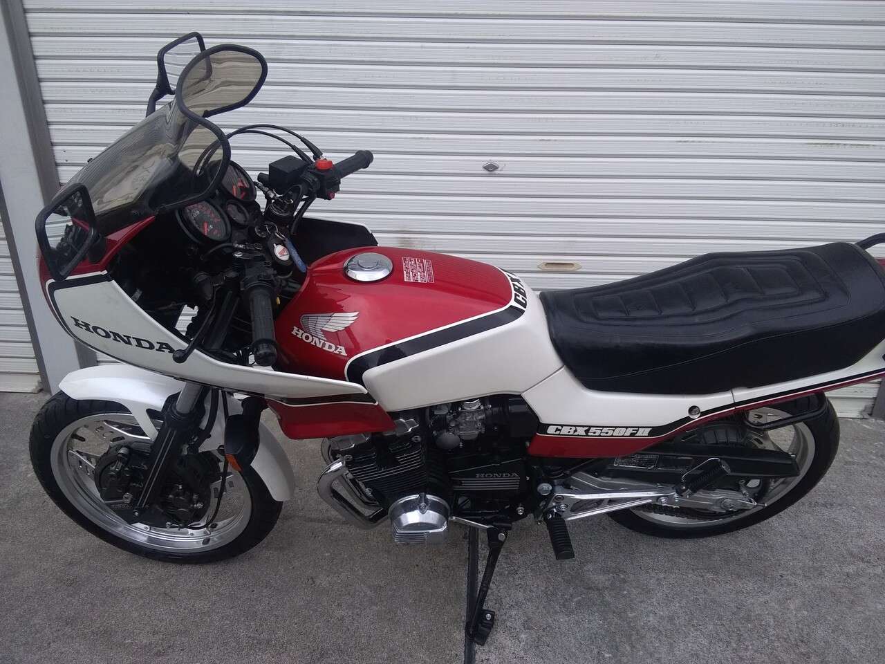 Cbx550f 逆車 極上車両 ホンダ B 中古バイク情報はbbb