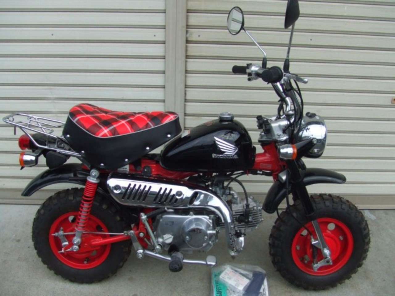 モンキー 限定カラー車 Monkey 40周年アニバーサリー ホンダ B 中古バイク情報はbbb モンキー 限定カラー車 Monkey 40周年アニバーサリー ホンダ B 中古バイク情報はbbb