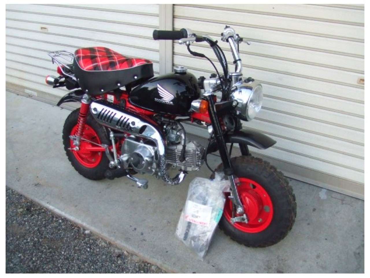 モンキー 限定カラー車 Monkey 新車40th ホンダ B 中古バイク情報はbbb モンキー 限定カラー車 Monkey 新車40th ホンダ B 中古バイク情報はbbb