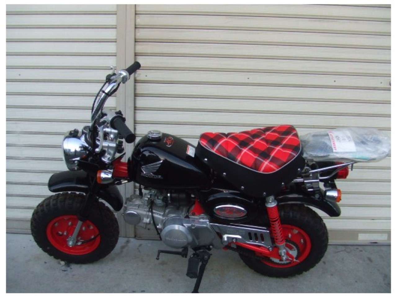モンキー 限定カラー車 Monkey 新車40th ホンダ B 中古バイク情報はbbb モンキー 限定カラー車 Monkey 新車40th ホンダ B 中古バイク情報はbbb