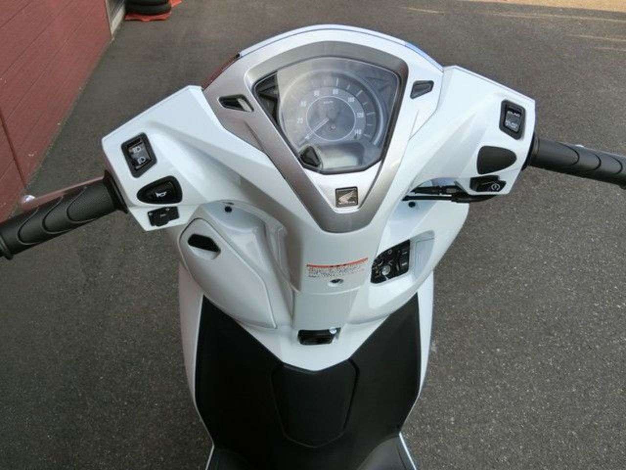 リード125 Lead125 Jf45 新車 ホンダ B 中古バイク情報はbbb