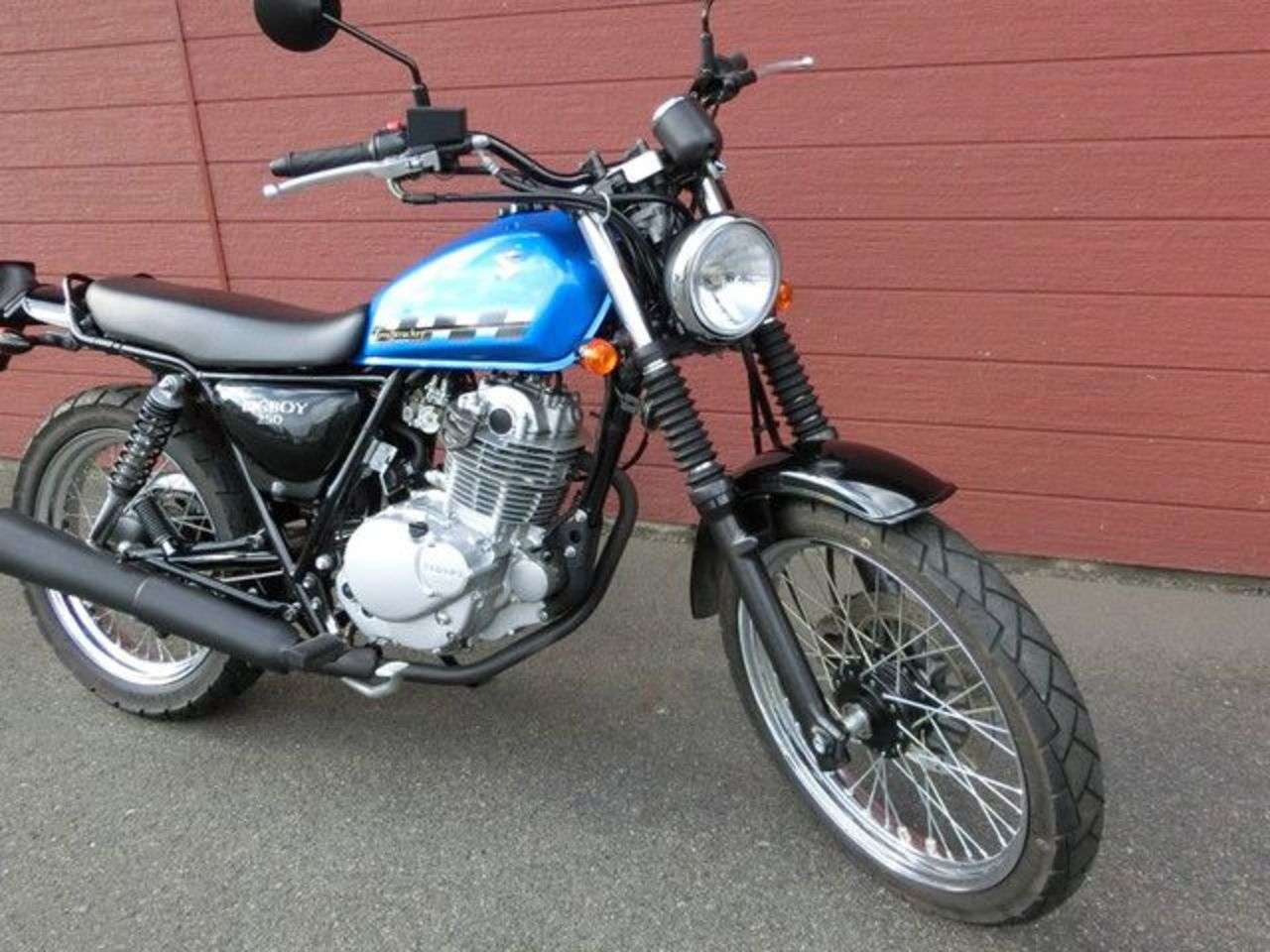 グラストラッカービッグボーイ インジェクションタイプ スズキ B 中古バイク情報はbbb