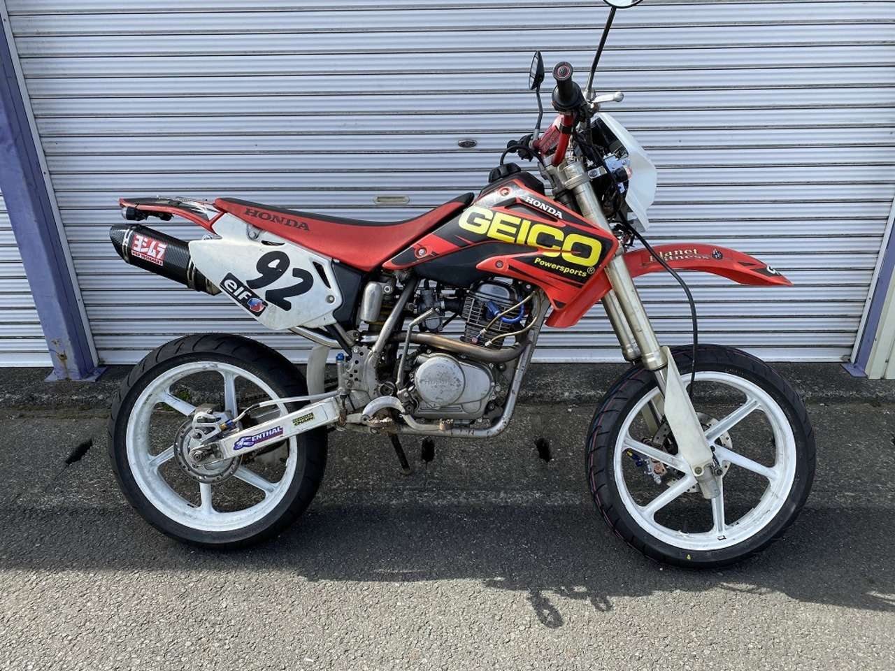 ｘｒ１００ モタード フルカスタム ホンダ B 中古バイク情報はbbb