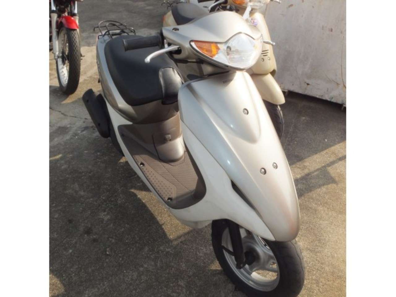 Скутер honda dio af57