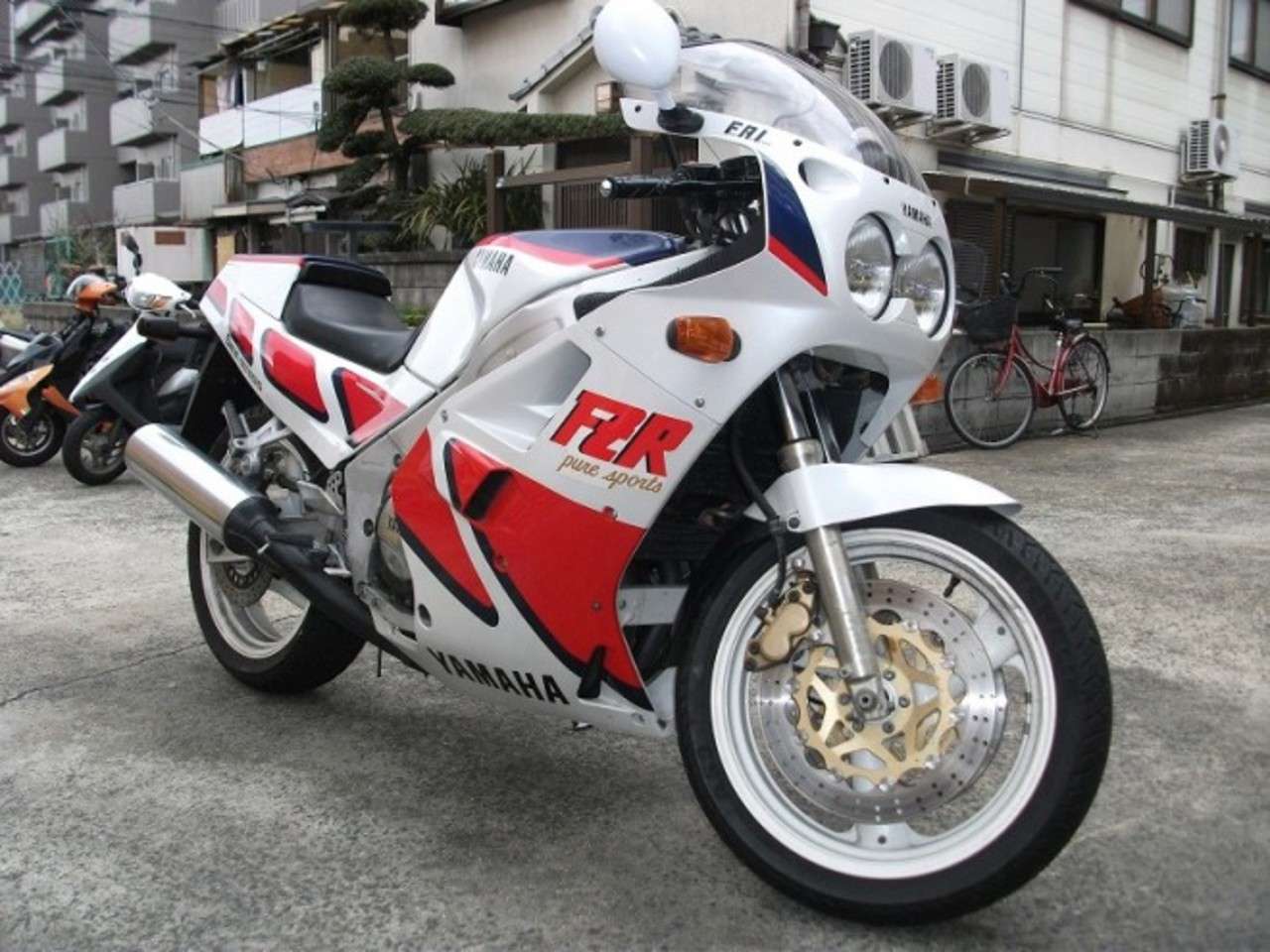 Fzr1000 ヤマハ B 中古バイク情報はbbb Fzr1000 ヤマハ B 中古バイク情報はbbb