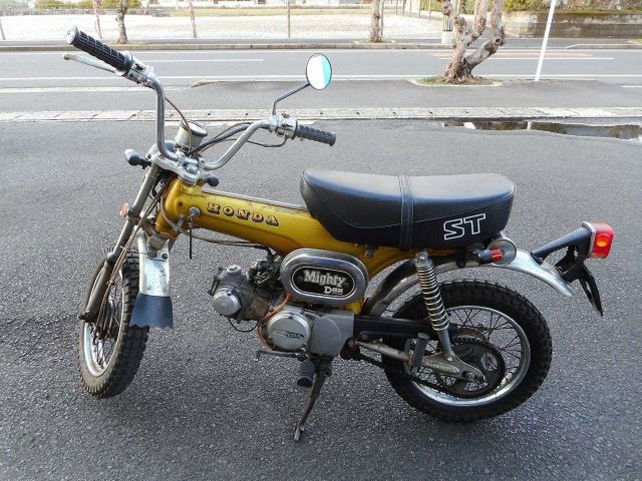 cf50 cf70 シャリィ 純正 新品 ツチノコマフラー シャリー chaly