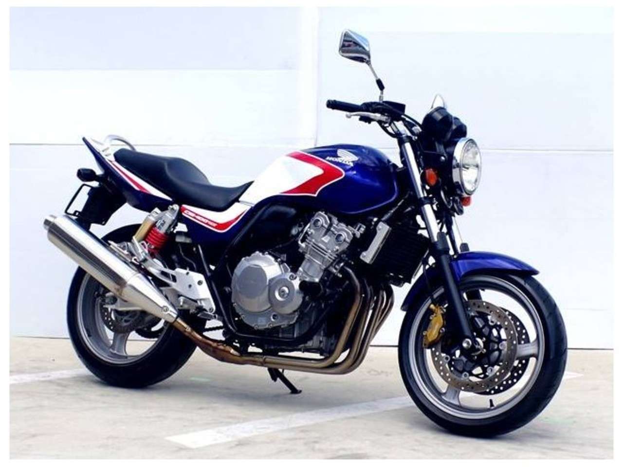 Honda cb400sf revo