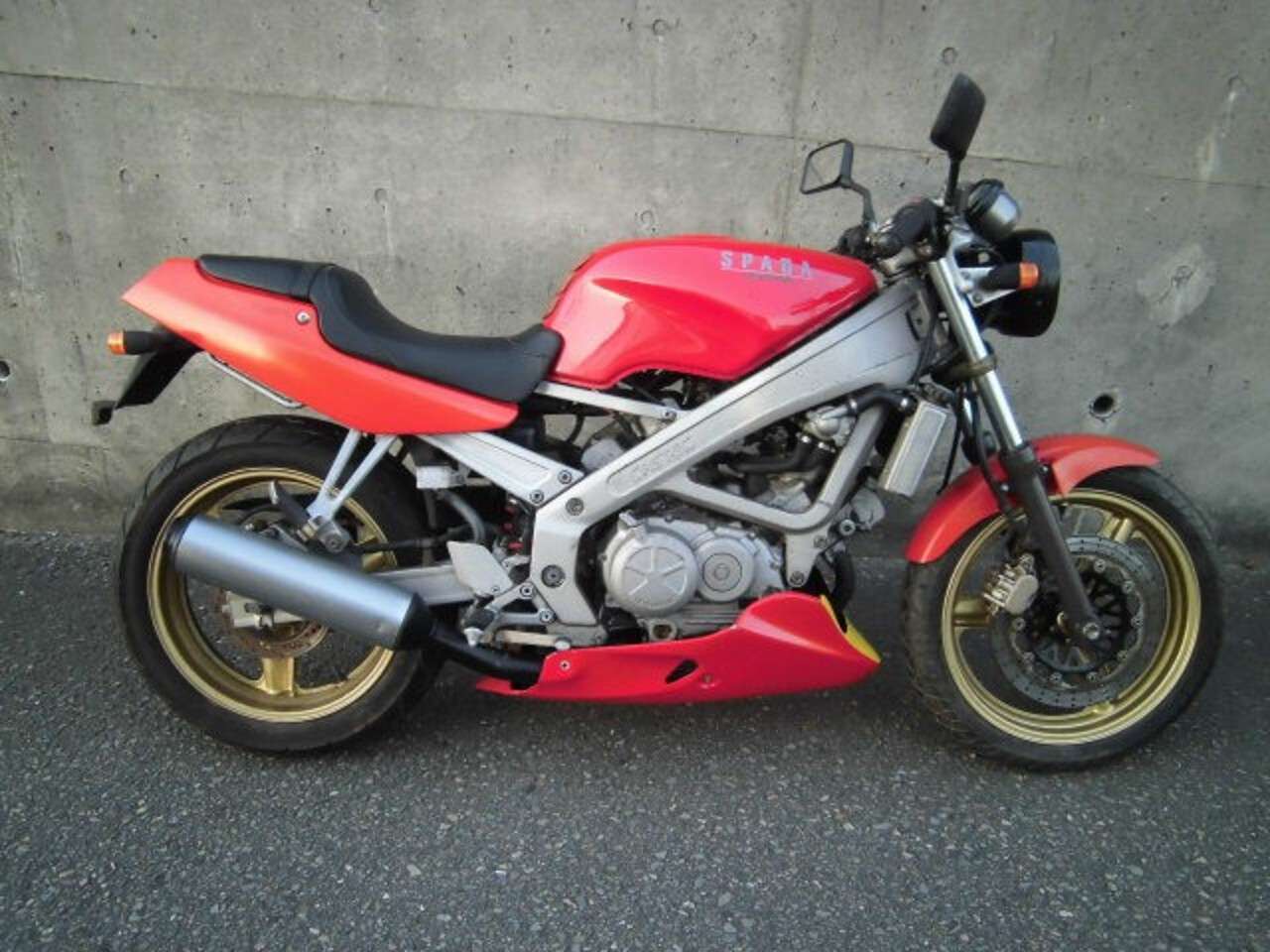 Vt250スパーダ ホンダ B 中古バイク情報はbbb Vt250スパーダ ホンダ B 中古バイク情報はbbb