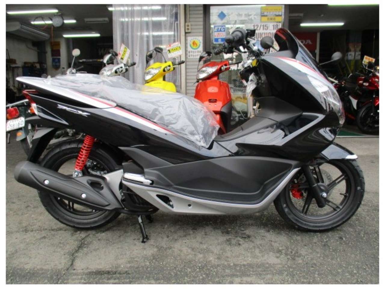 即納 Pcxツートーン 低金利1 9 クレジット ホンダ B 中古バイク情報はbbb