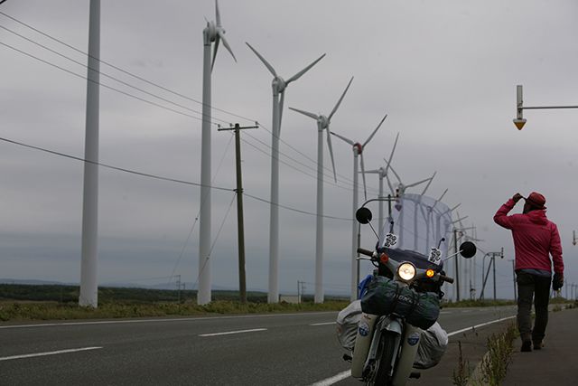 ２８もの風車が並ぶオトンルイ風力発電所