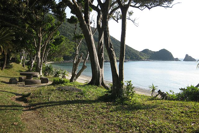 ２：ヤドリ浜キャンプ場（鹿児島県大島郡）