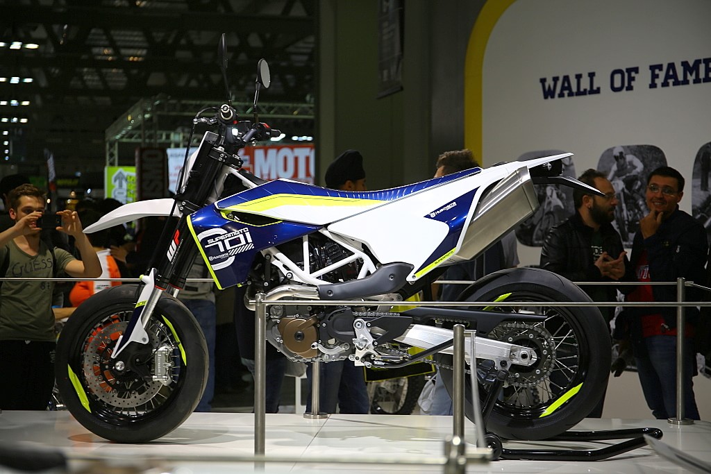 701SUPERMOTO